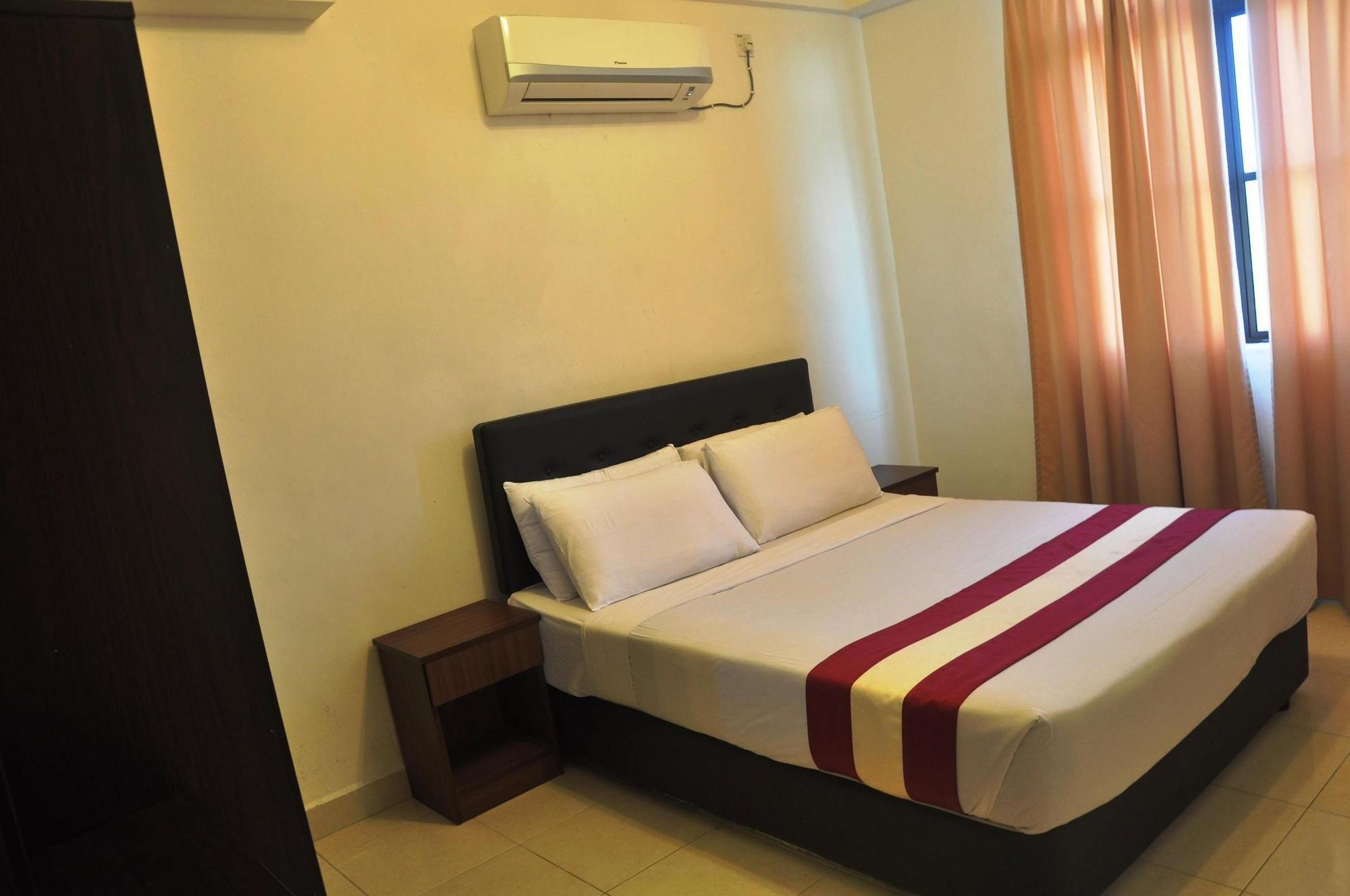 Sumai Hotel Apartment Kuala Terengganu Exterior photo